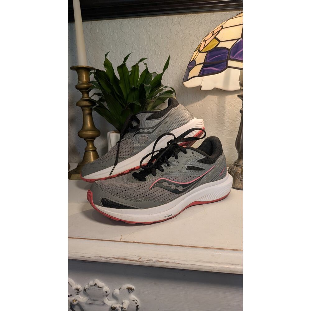 Women's Saucony Cohesion Shoes